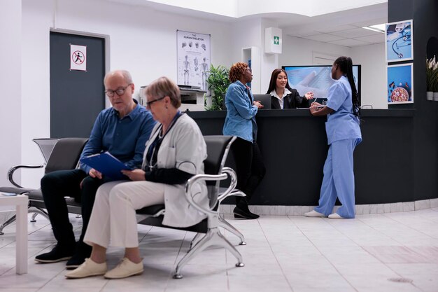Jak wybrać odpowiednie krzesła do poczekalni – poradnik dla właścicieli gabinetów medycznych